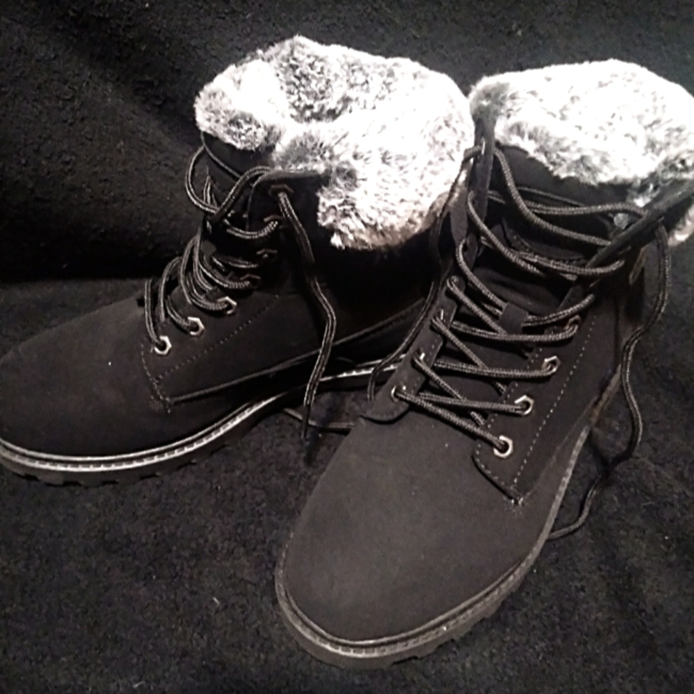 Lugz black warm winter boots